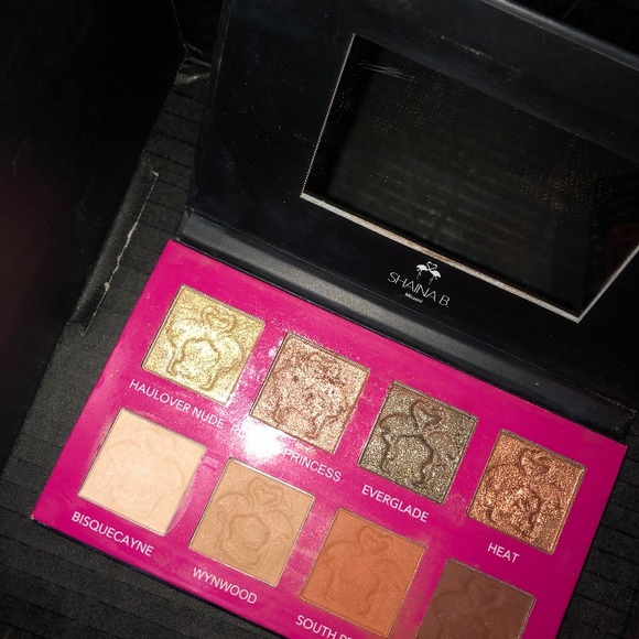 Flamingo eyeshadow palette - Picture 10 of 13
